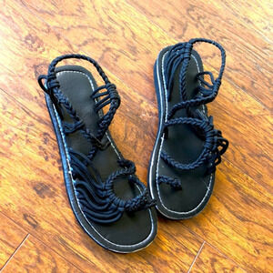 New lightweight‎ sandals